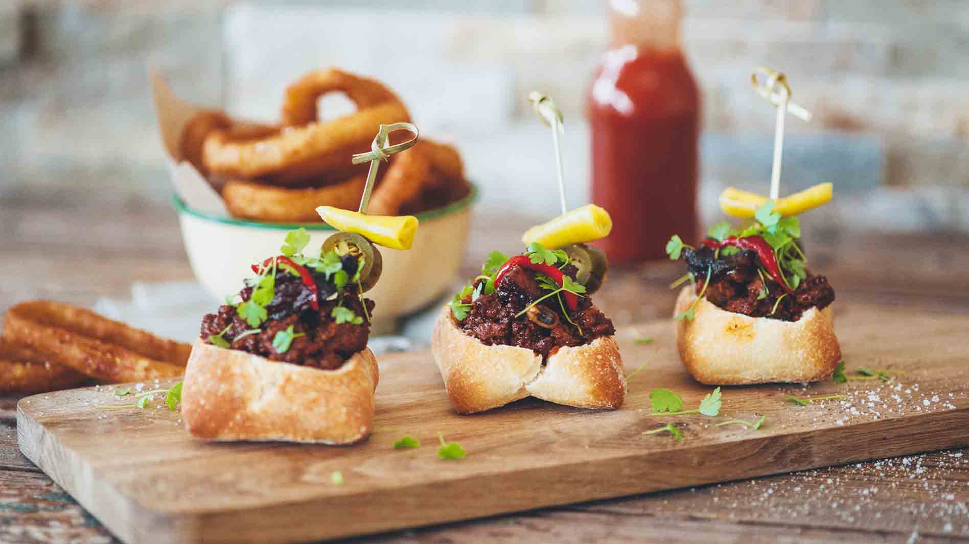Bunny Chow Sliders with Three Bean Chilli and Burnt Ends